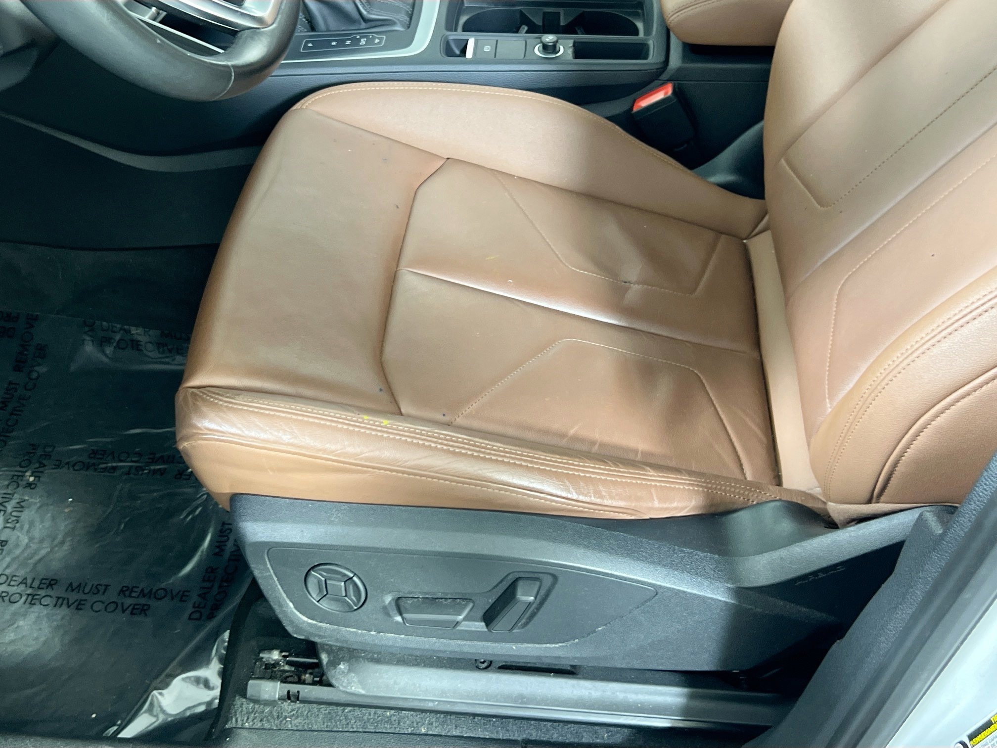 Used 2020 Audi Q3 2.0T Premium w/ Convenience Package AWD/4WD image 18