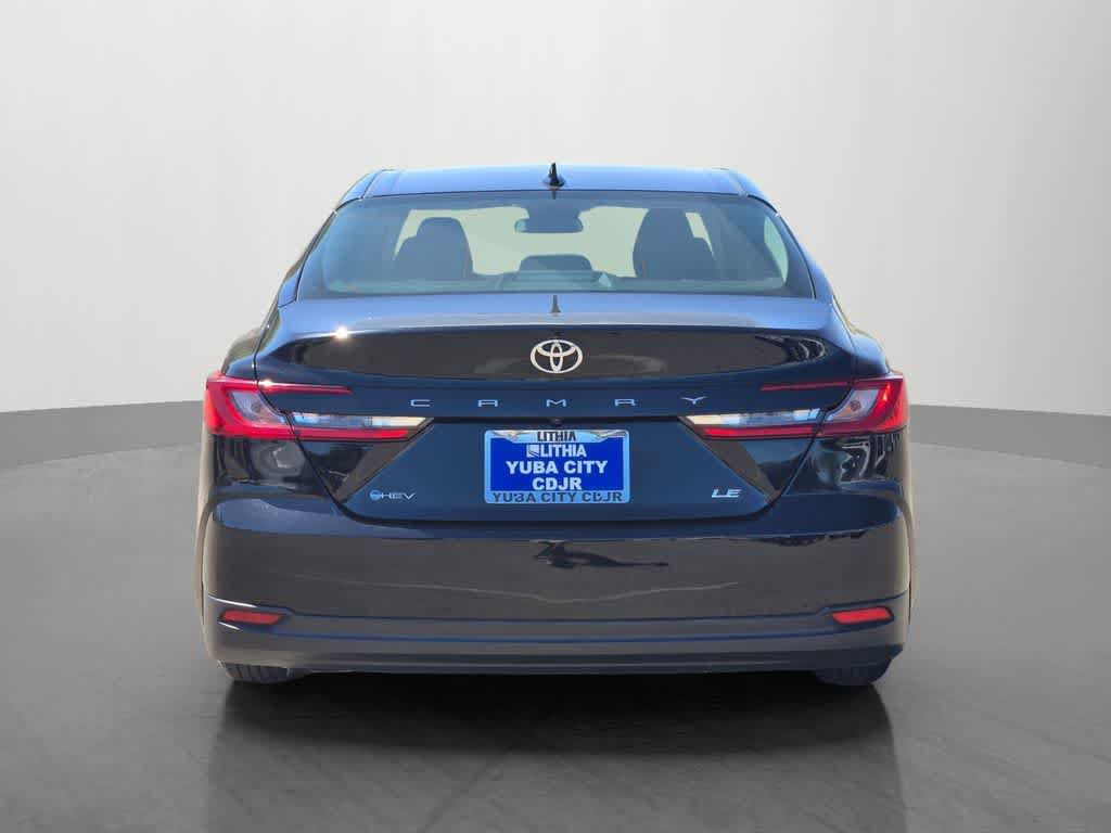 Used 2025 Toyota Camry LE FWD image 5