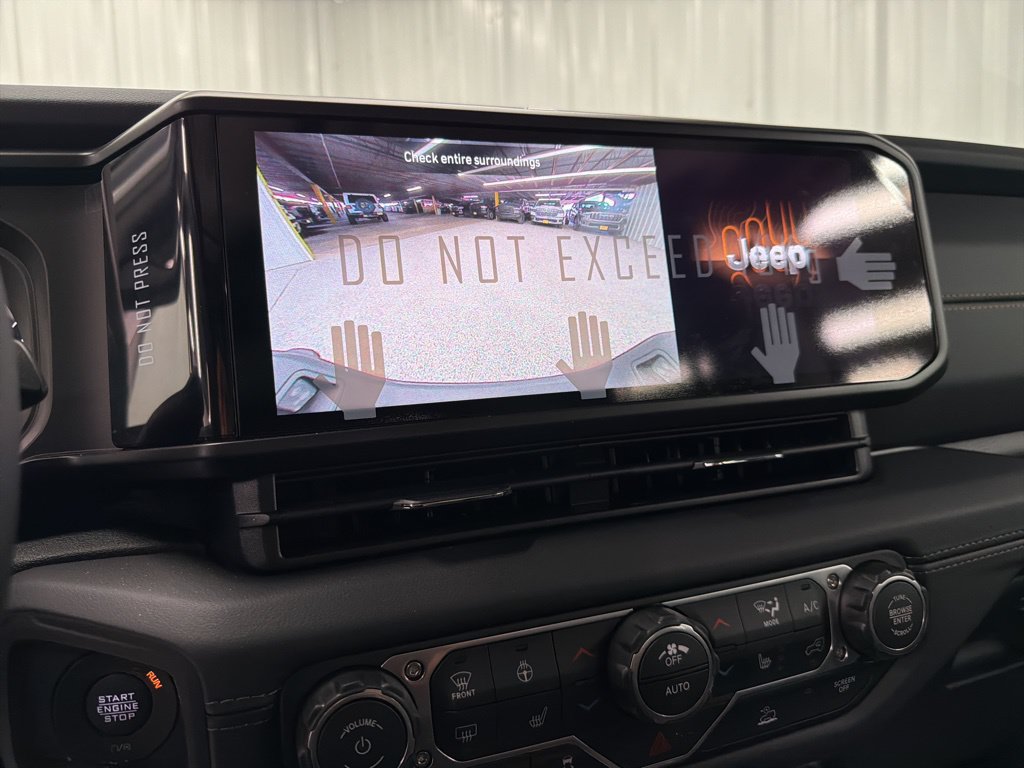 New 2026 Jeep Gladiator Sport AWD/4WD image 20