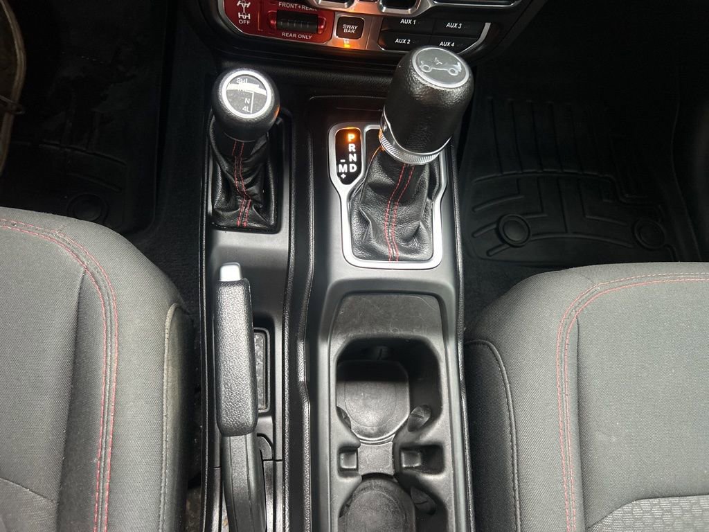 Used 2018 Jeep Wrangler Unlimited Rubicon w/ Safety Group image 26