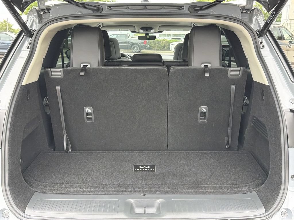 Certified 2026 INFINITI QX60 Luxe w/ Cargo Package AWD/4WD image 28