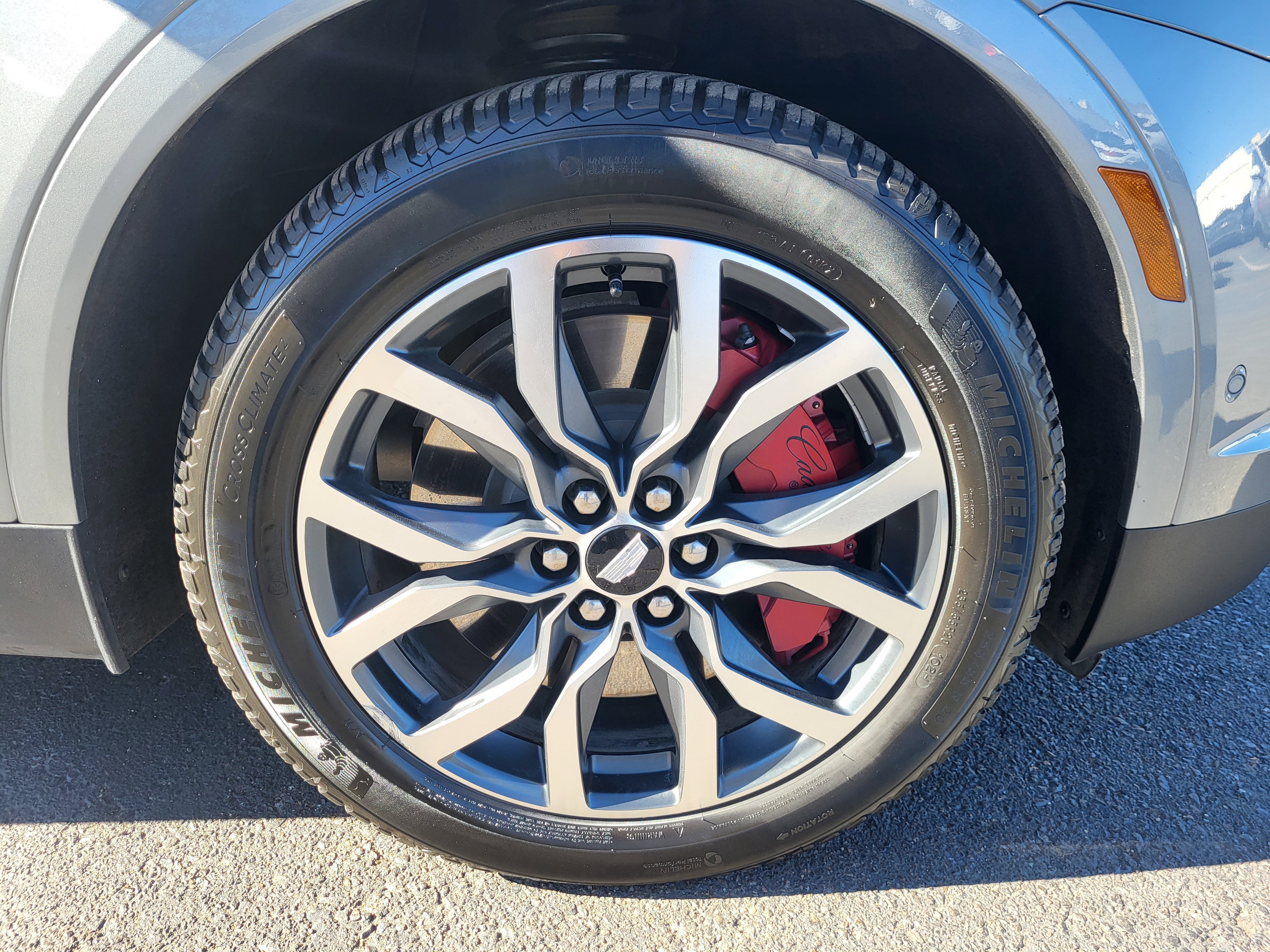 Used 2023 Cadillac XT5 Sportv w/ Technology Package image 21