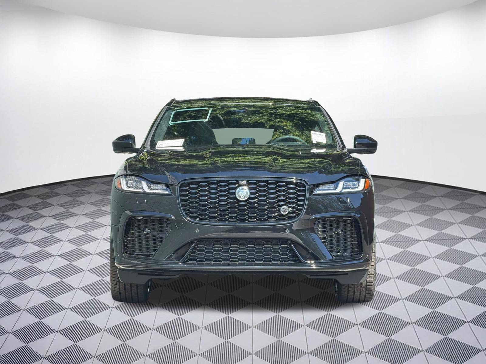 New 2026 Jaguar F-PACE SVR 575 Edition AWD/4WD image 5