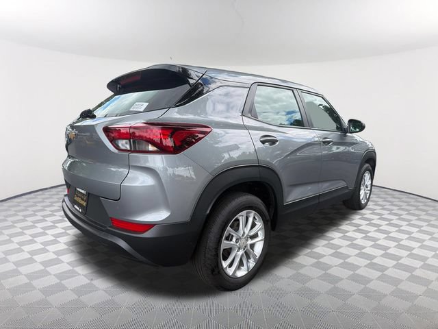 Used 2025 Chevrolet TrailBlazer LS FWD image 5