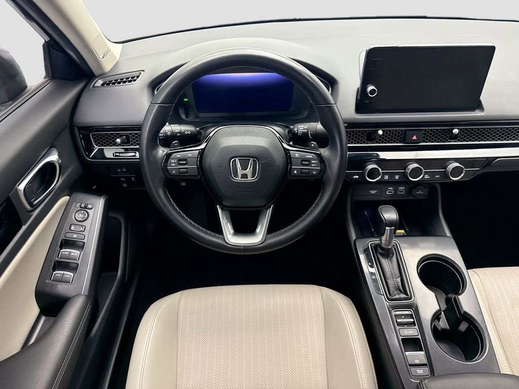 Used 2022 Honda Civic Touring image 10