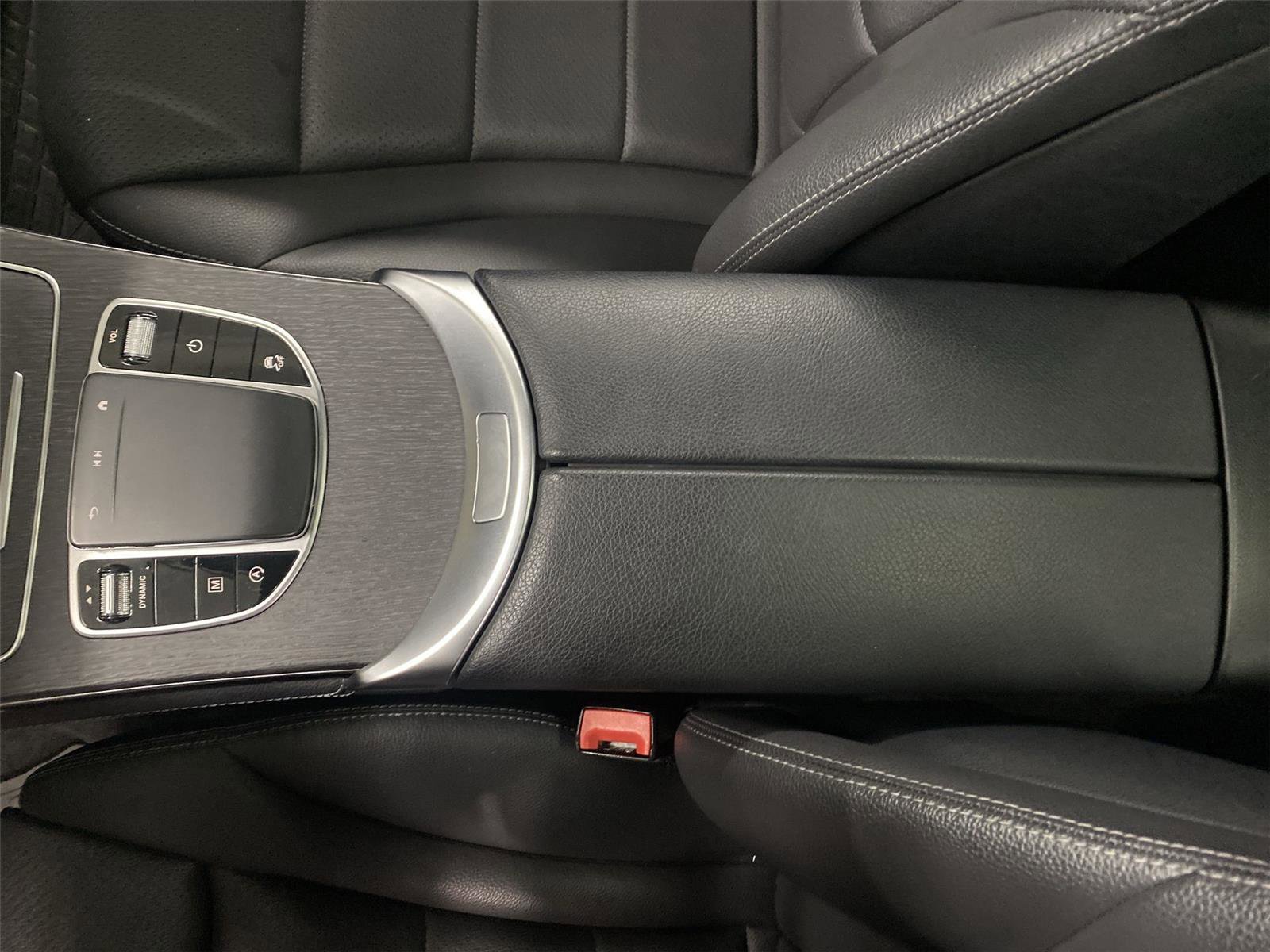 Used 2020 Mercedes-Benz GLC 300 4MATIC w/ Premium Package image 25