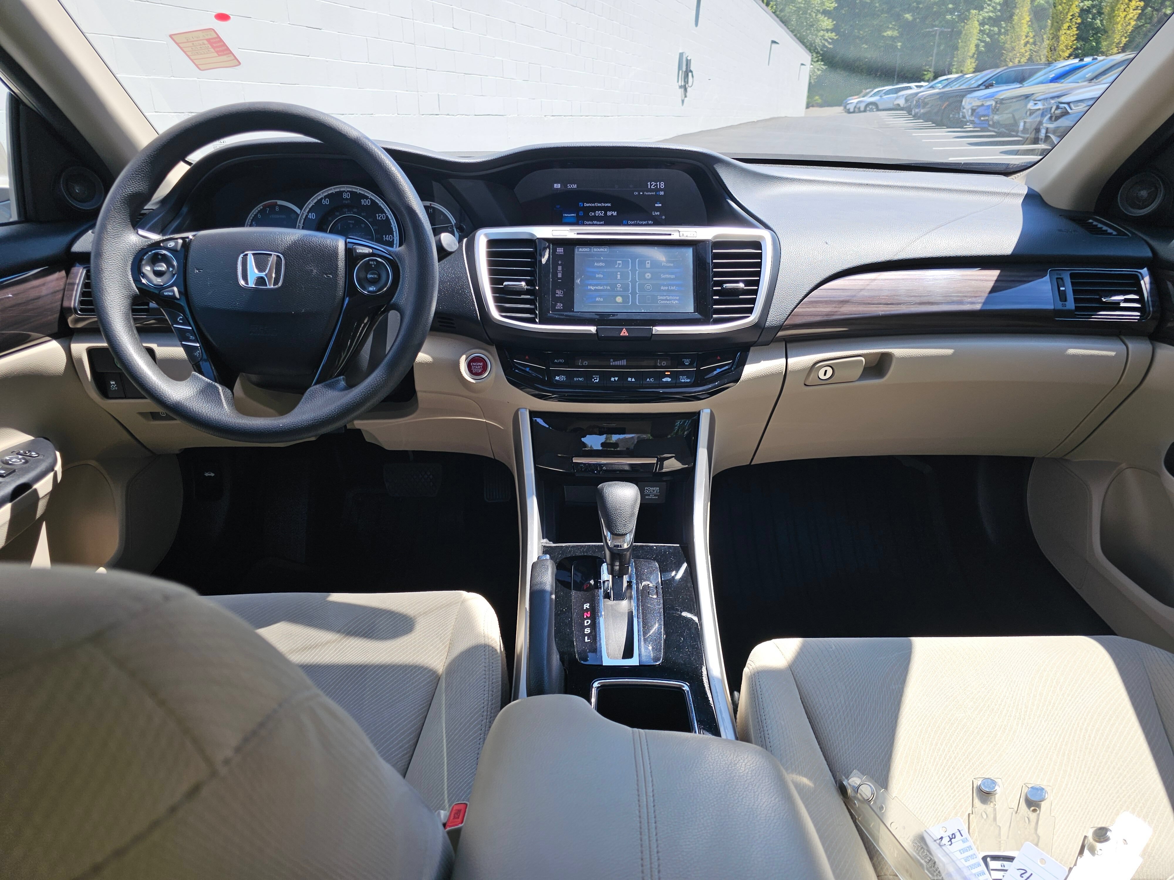 Used 2016 Honda Accord EX image 22