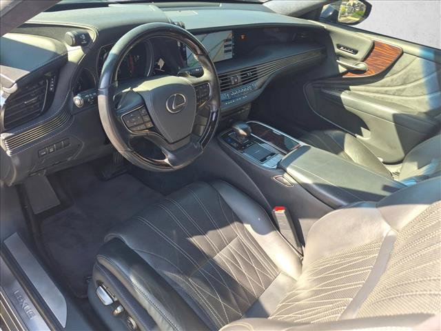 Used 2018 Lexus LS 500 w/ Luxury Package RWD image 10