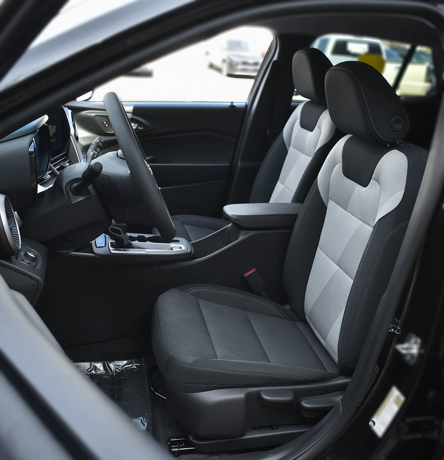 New 2026 Chevrolet Trax LS w/ LS Convenience Package image 9