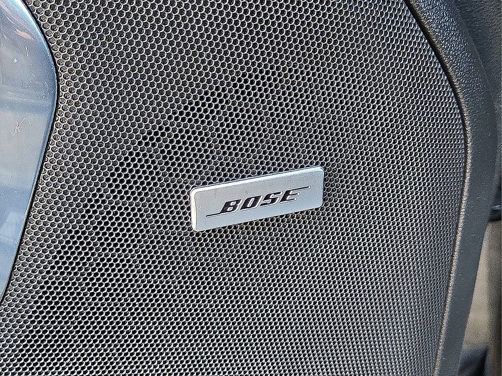 Used 2023 Chevrolet Suburban LT image 24