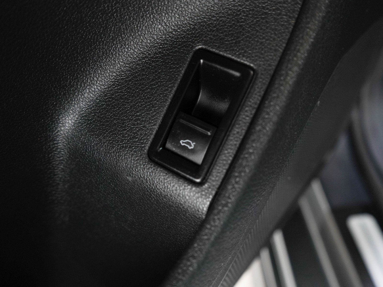 Used 2014 Volkswagen Jetta GLI Autobahn FWD image 17