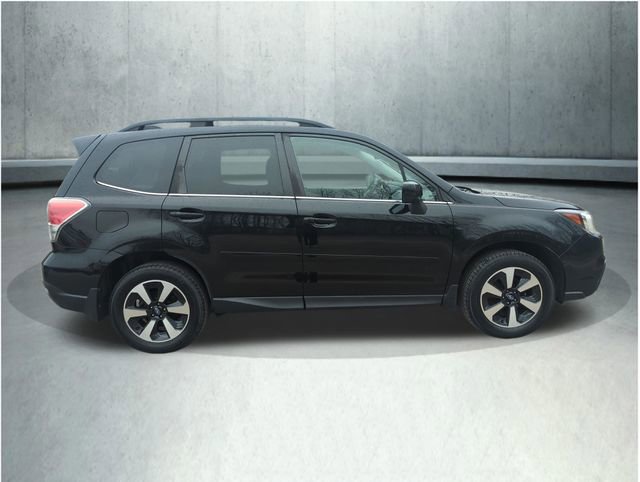 Used 2017 Subaru Forester 2.5i Limited AWD/4WD image 7
