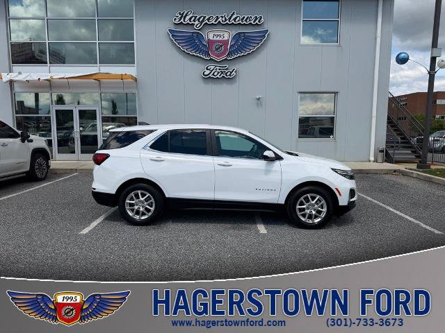 Used 2024 Chevrolet Equinox LT w/ LPO, Floor Liner Package FWD image 1