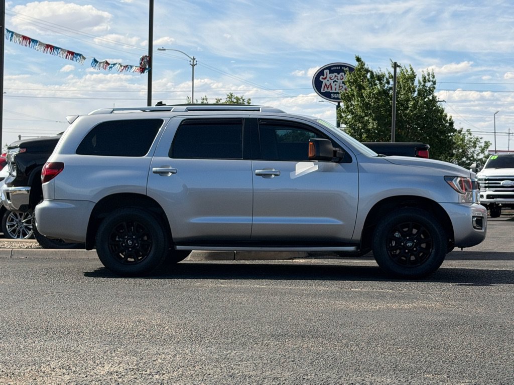 Used 2018 Toyota Sequoia Limited w/ Safety & Convenience Package AWD/4WD image 56