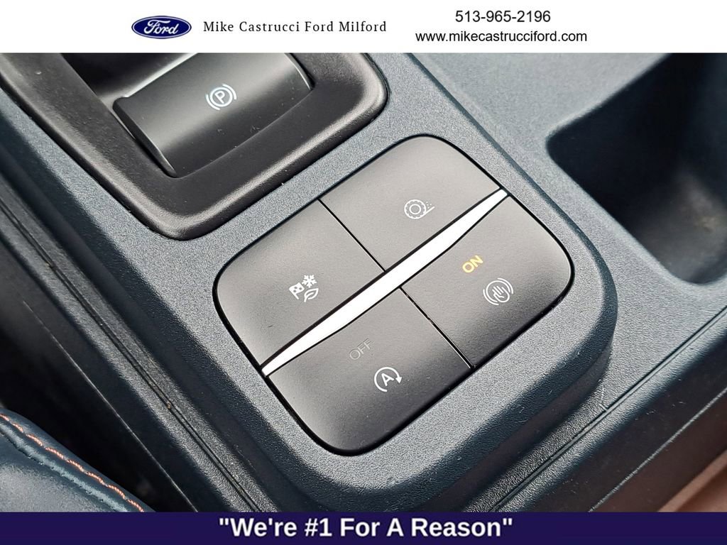 Used 2022 Ford Maverick Lariat w/ Lariat Luxury Package image 18