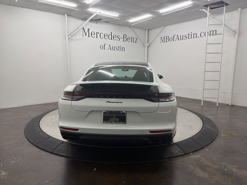 Used 2021 Porsche Panamera image 7