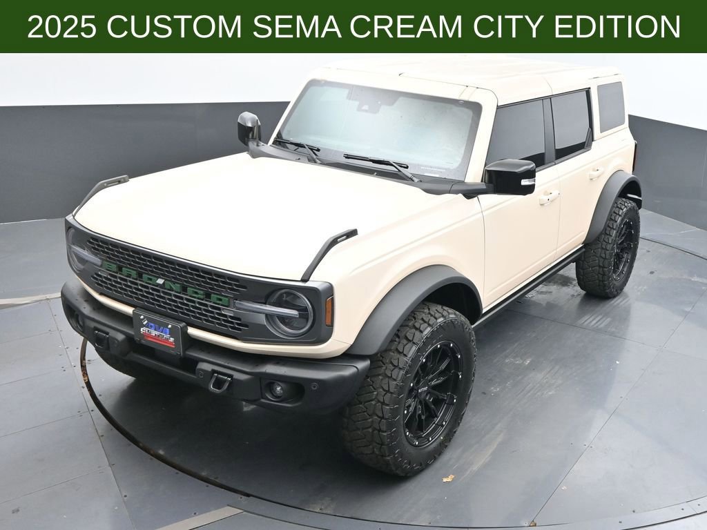 New 2025 Ford Bronco Badlands AWD/4WD image 32