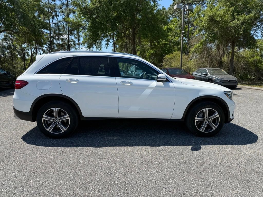 Used 2019 Mercedes-Benz GLC 300 4MATIC w/ Premium Package image 8