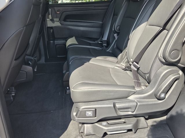 Certified 2025 Honda Odyssey Touring image 12