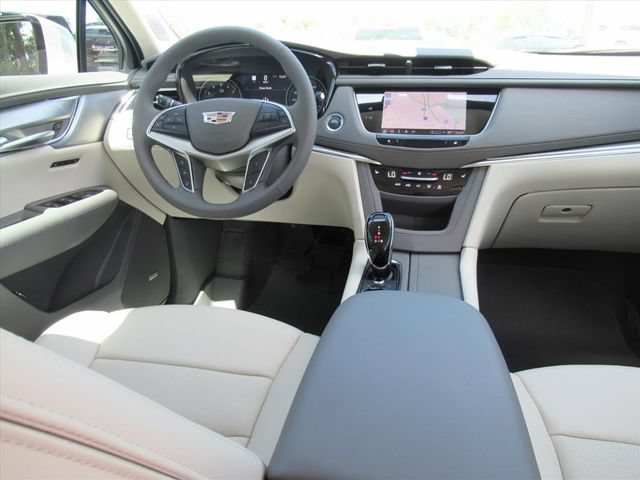 New 2026 Cadillac XT5 Premium Luxury w/ LPO, Floor Liner Package FWD image 12