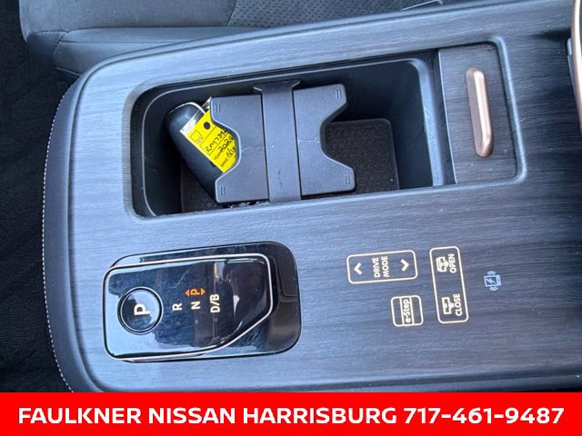 Used 2024 Nissan Ariya AWD image 29