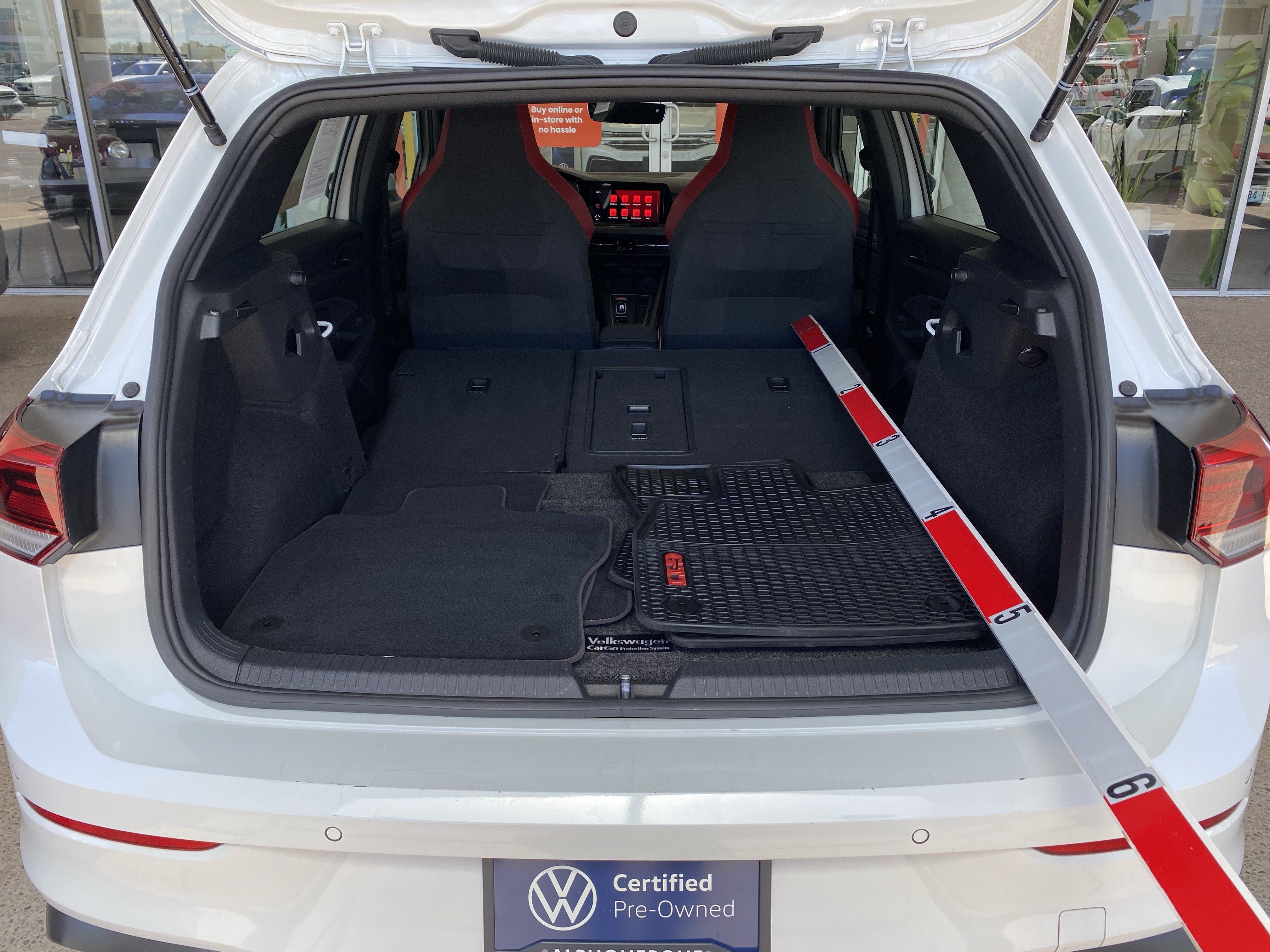 Certified 2022 Volkswagen GTI SE FWD image 18