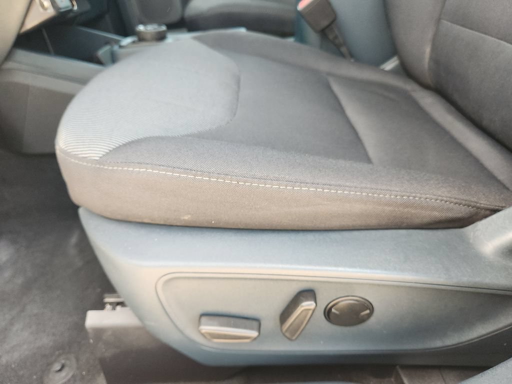 Used 2023 Ford Maverick XL FWD image 25
