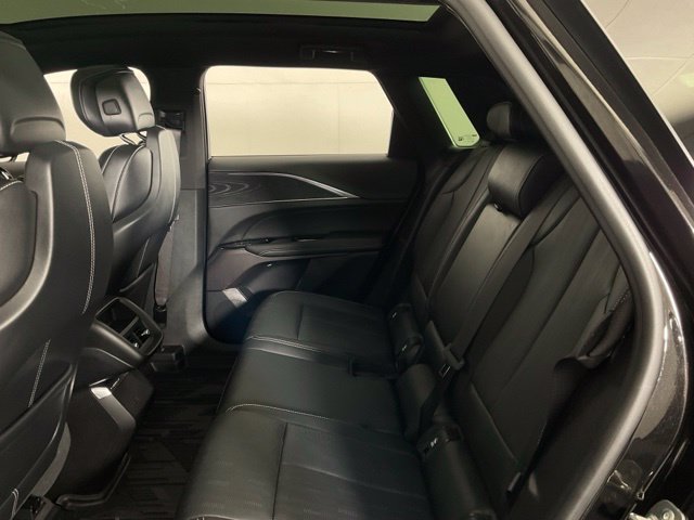 Certified 2024 Cadillac Lyriq Sport w/ LPO, Floor Liner Package AWD/4WD image 31