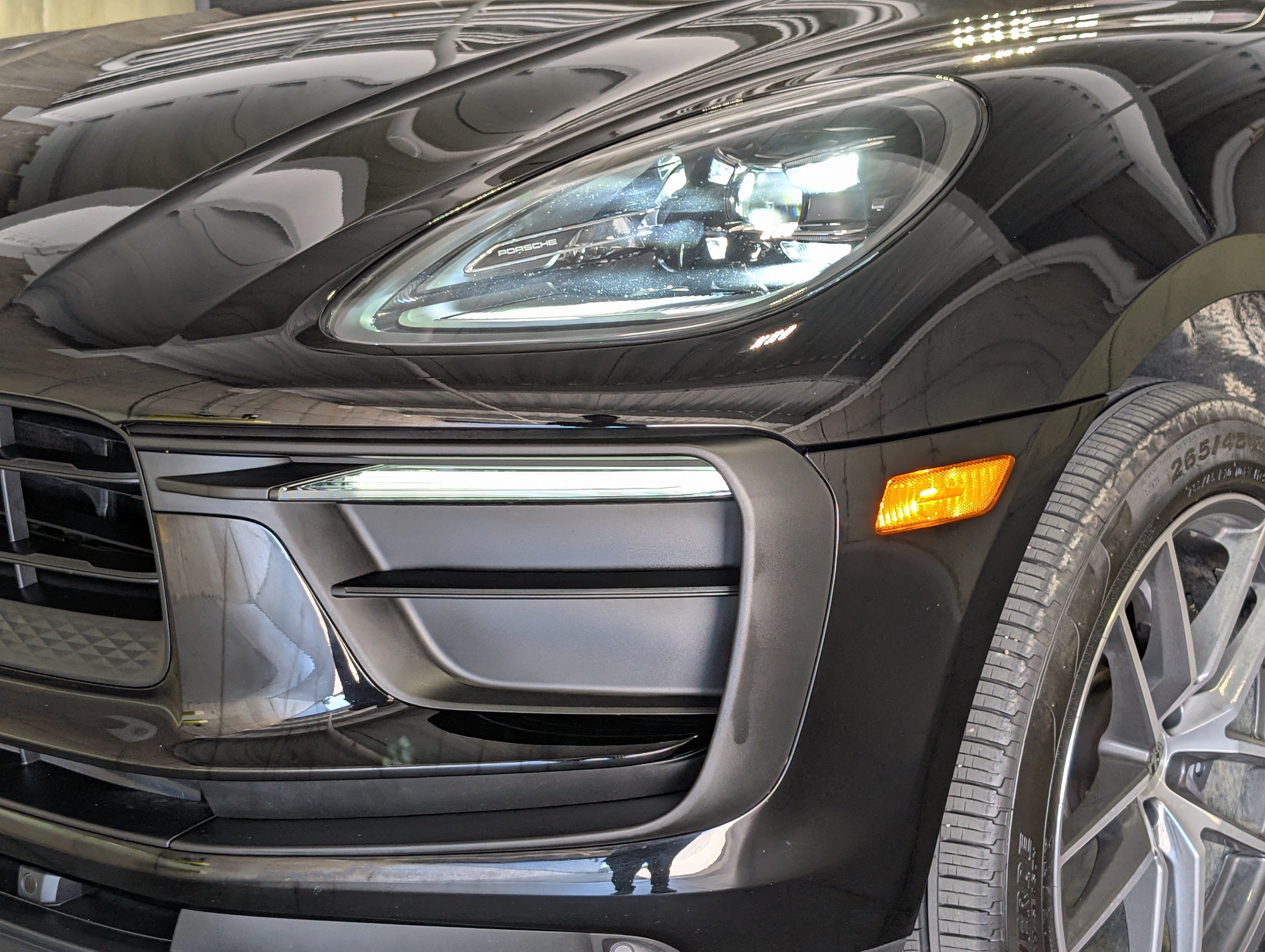 Certified 2026 Porsche Macan AWD/4WD image 49