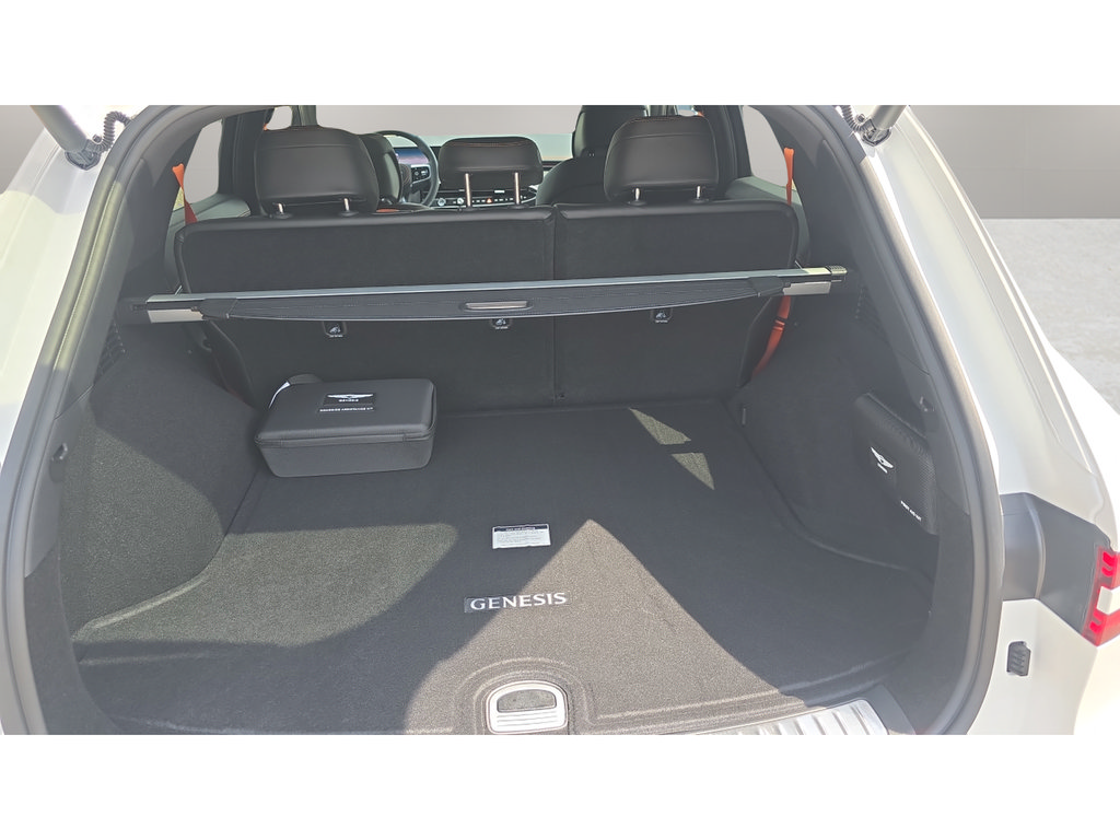 New 2026 Genesis GV70 2.5T Sport Prestige AWD/4WD image 9