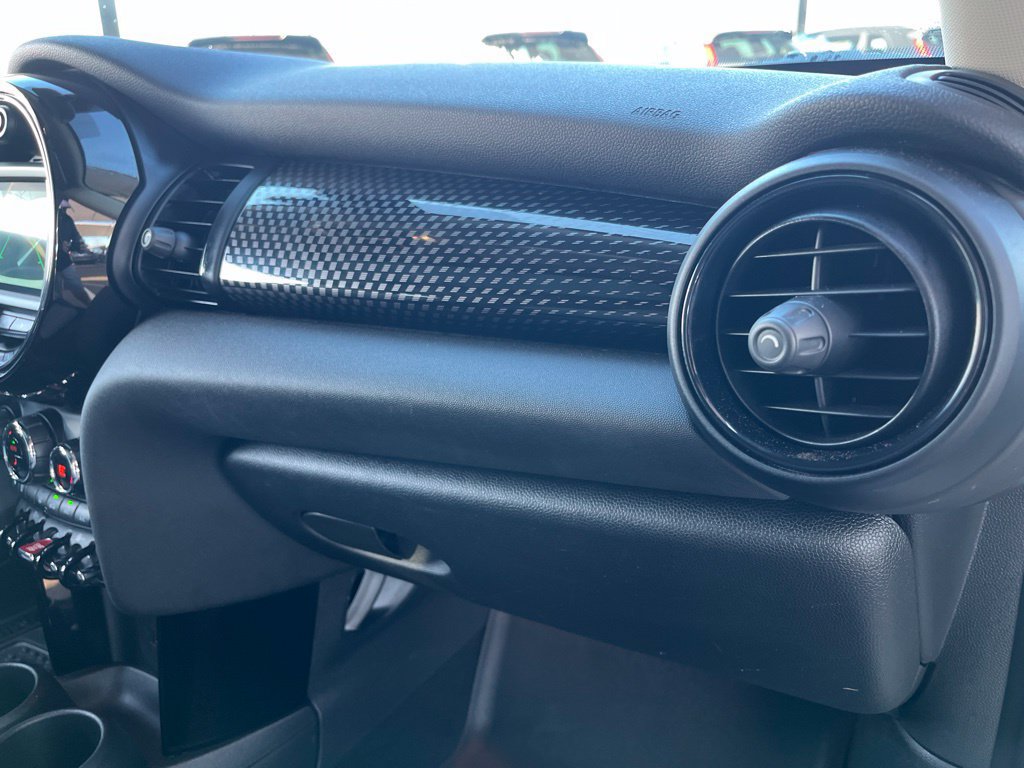 Used 2020 MINI Cooper S w/ Signature Upholstery Package FWD image 29