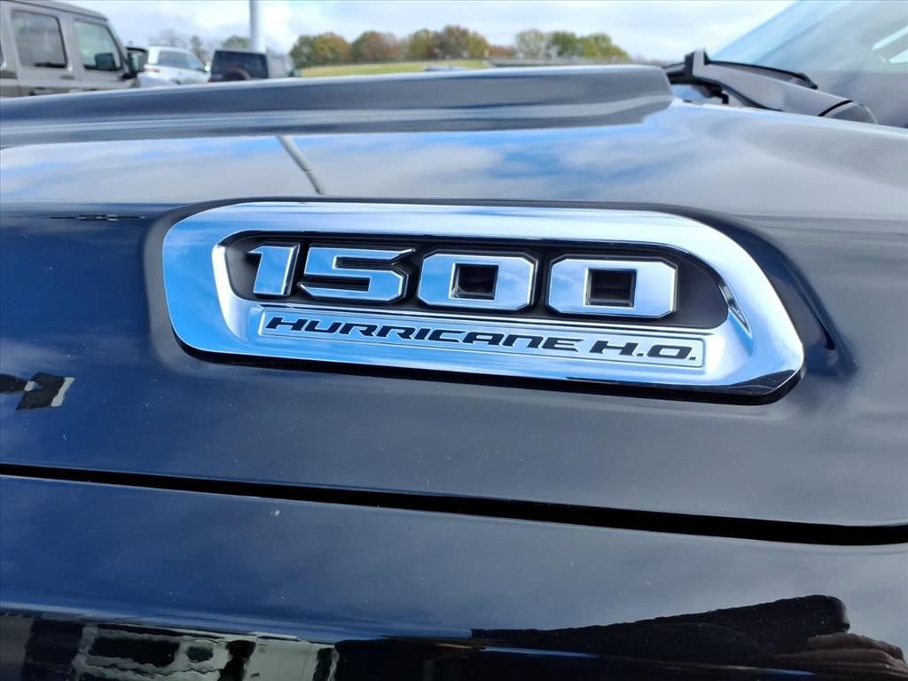 New 2026 RAM 1500 Tungsten w/ Trailer Tow Group image 9