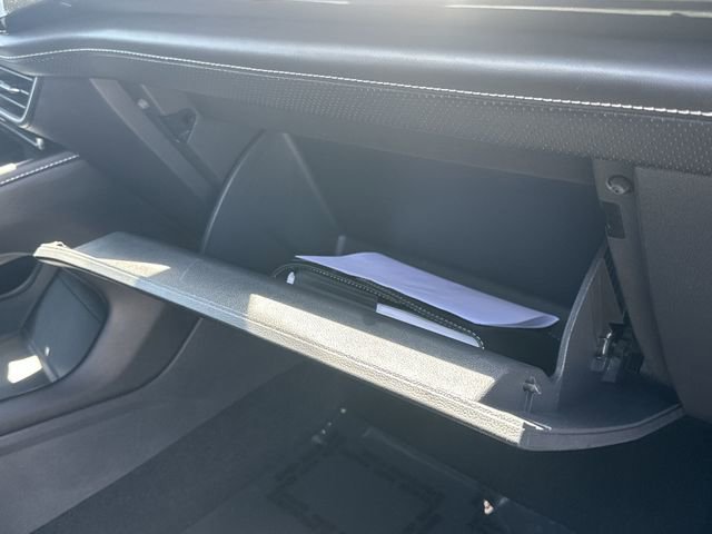 Used 2025 Volkswagen Atlas SE w/ Black Wheel Package FWD image 33