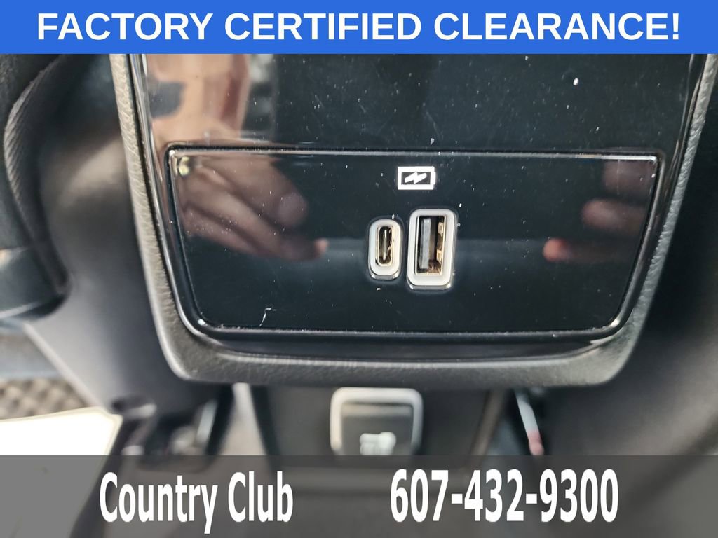 Used 2024 Jeep Compass Latitude w/ Convenience Group AWD/4WD image 26