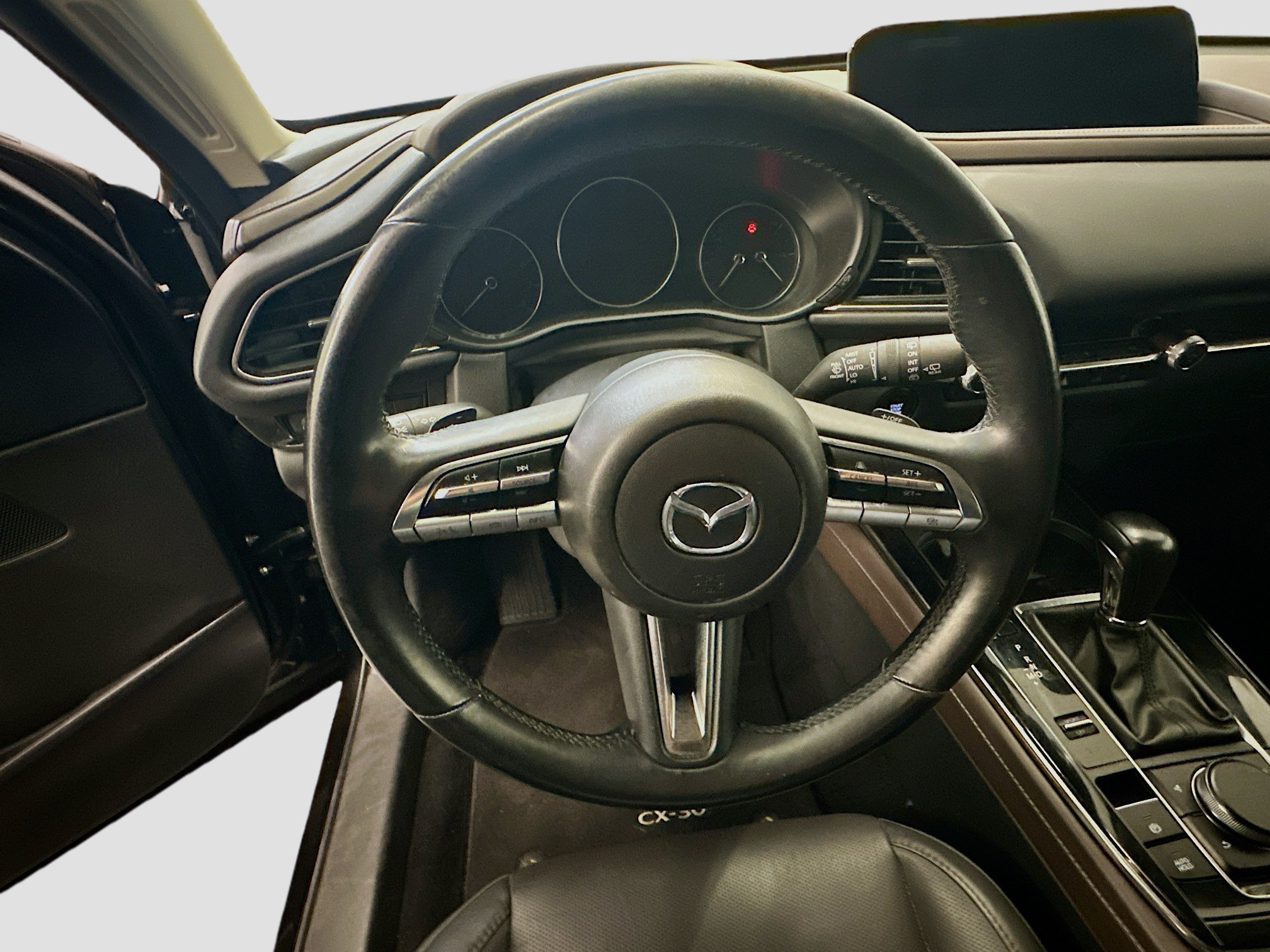 Used 2023 MAZDA CX-30 AWD 2.5 S w/ Premium Package image 18
