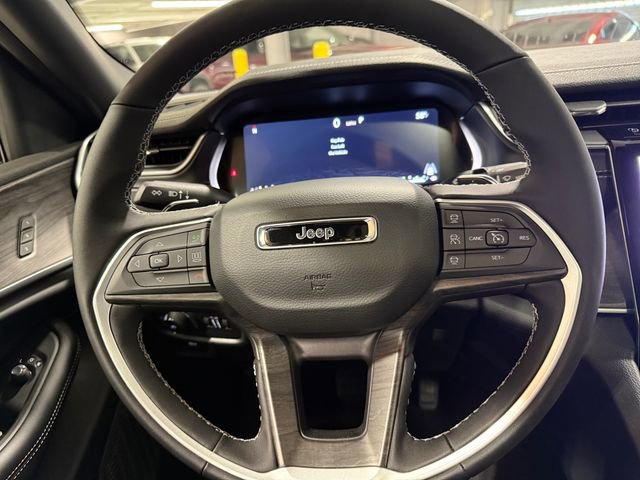 New 2025 Jeep Grand Cherokee Limited image 20