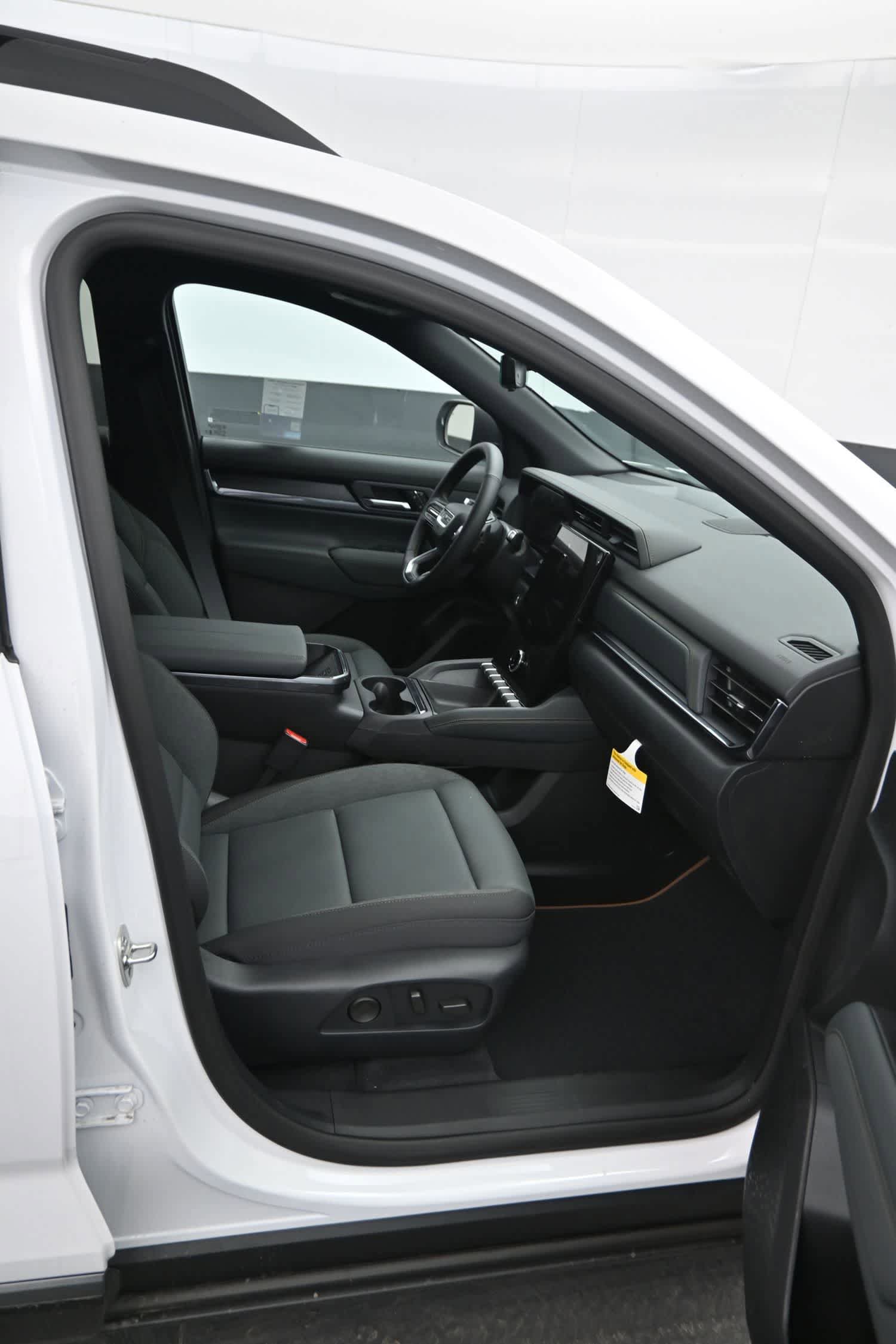 New 2026 GMC Terrain AT4 w/ Convenience Package III AWD/4WD image 9