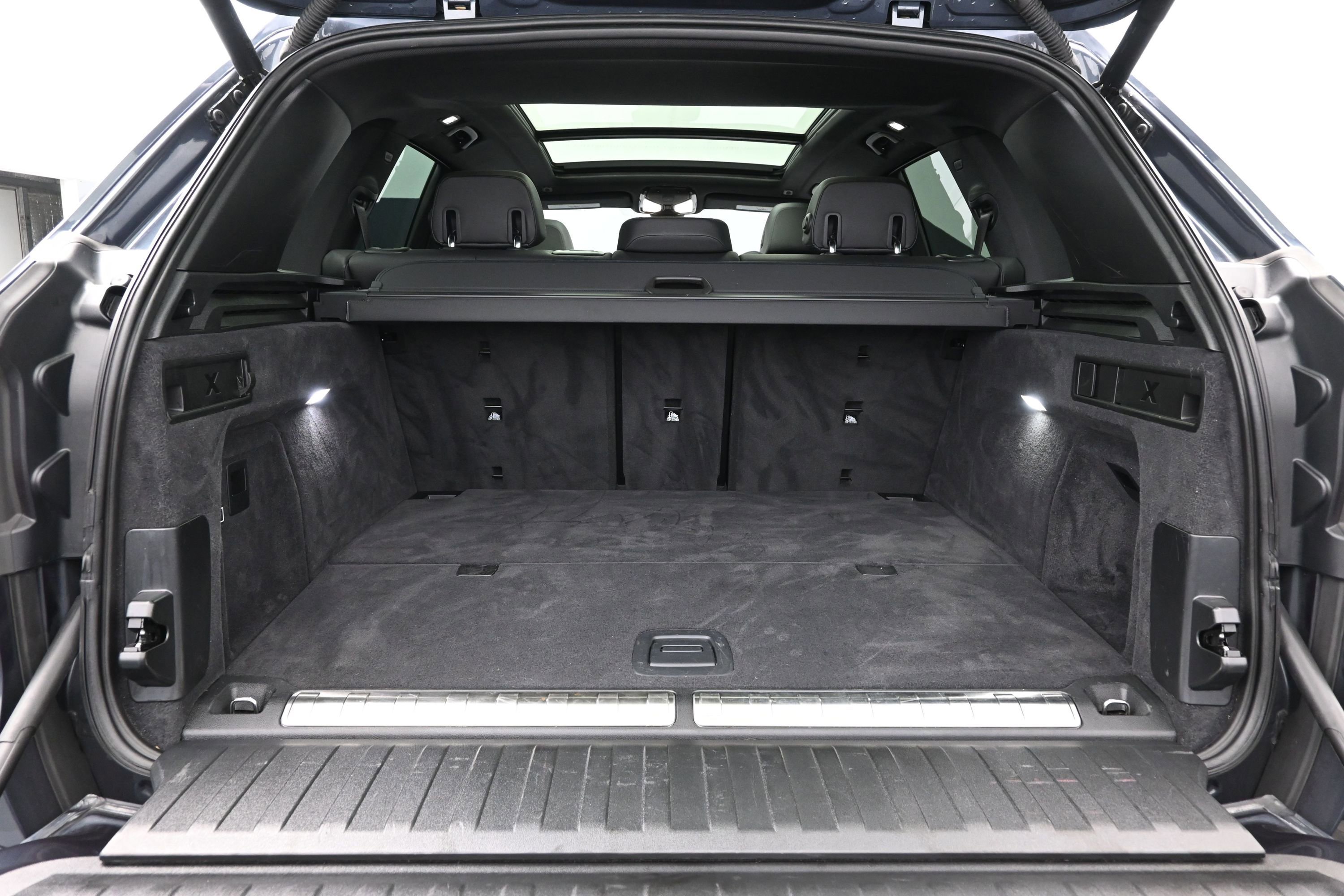Used 2022 BMW X5 xDrive45e w/ Climate Comfort Package AWD/4WD image 7