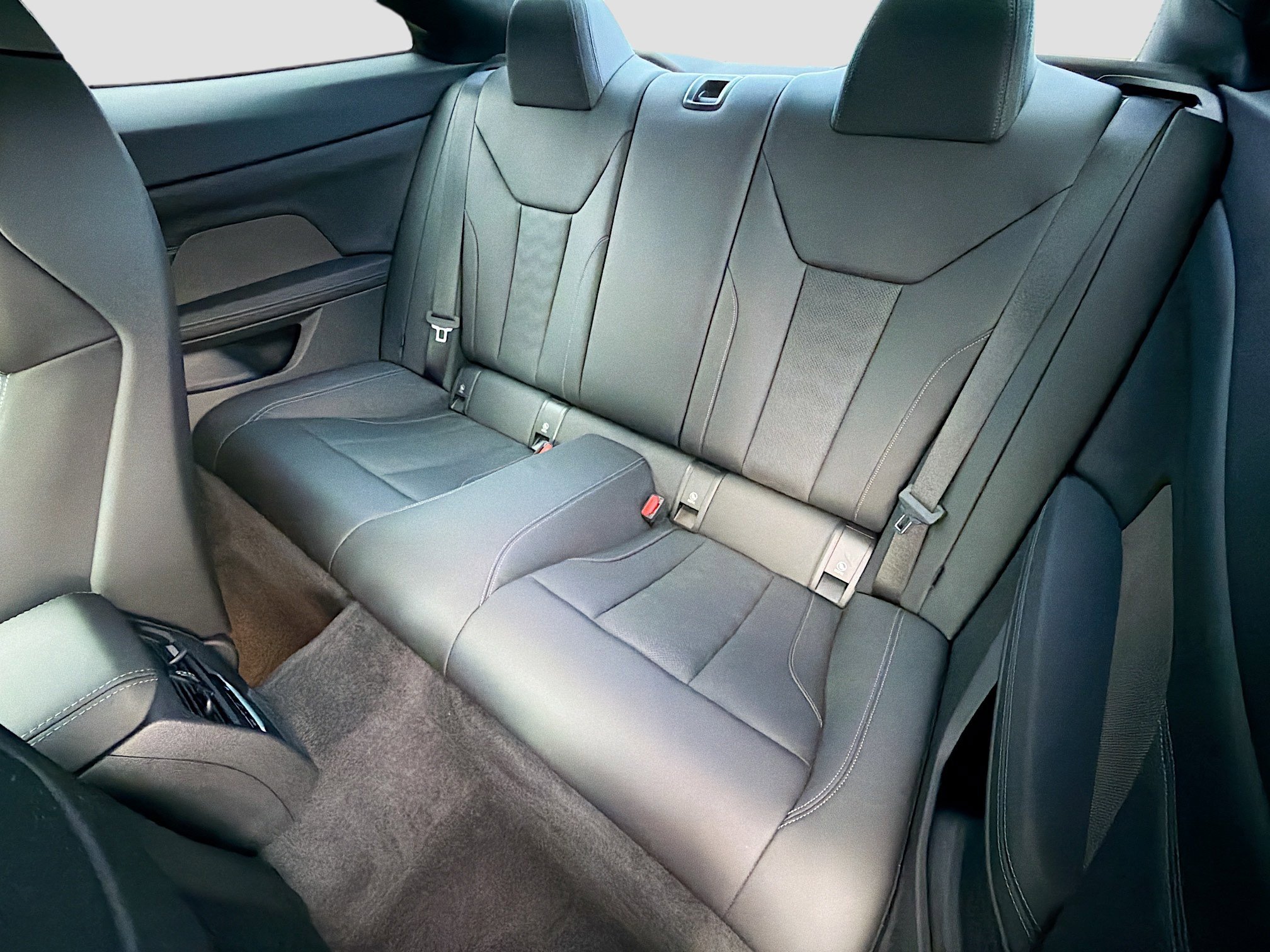 Used 2022 BMW M4 Executive w/ Executive Package image 21