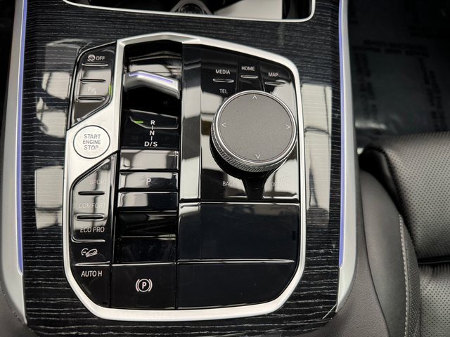 Certified 2024 BMW X5 xDrive40i w/ M Sport Package image 21