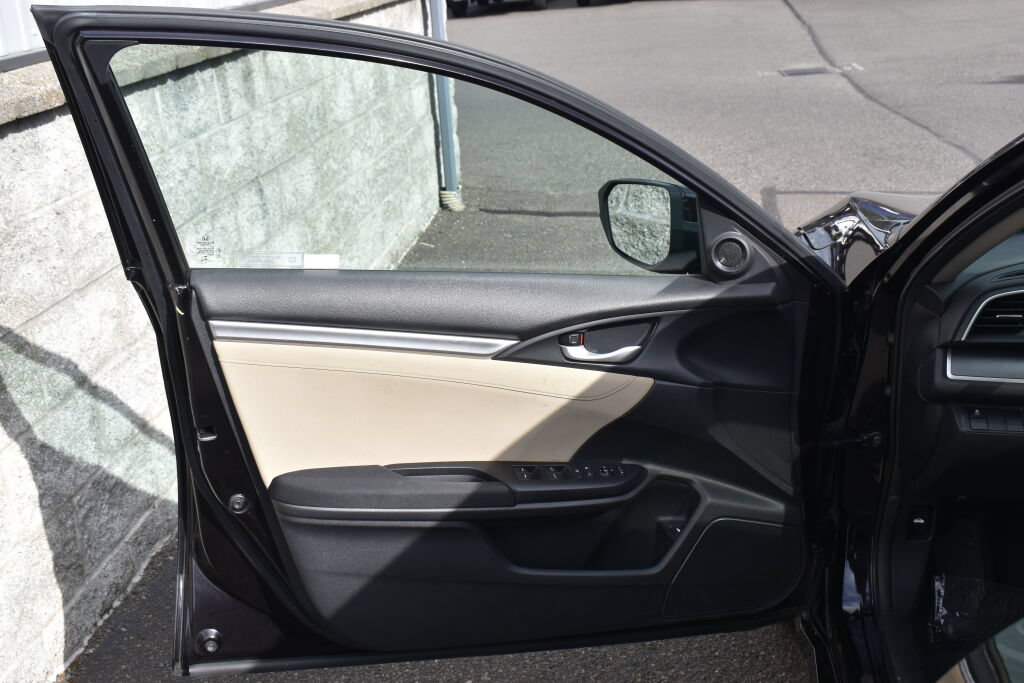 Used 2017 Honda Civic EX image 10