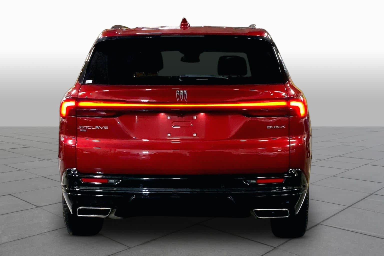 Used 2025 Buick Enclave Sport Touring w/ Power Package AWD/4WD image 5