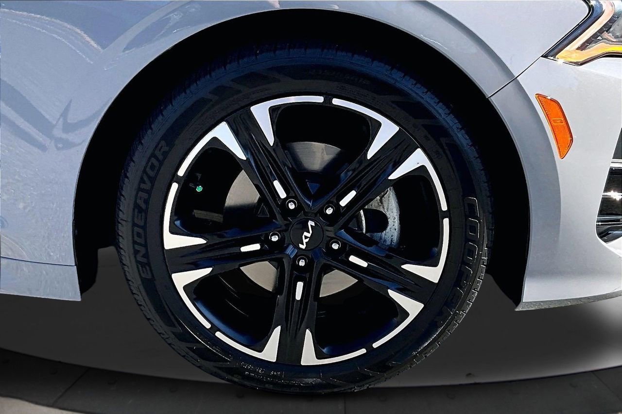 Used 2023 Kia K5 GT-Line w/ GT-Line Premium Package image 34