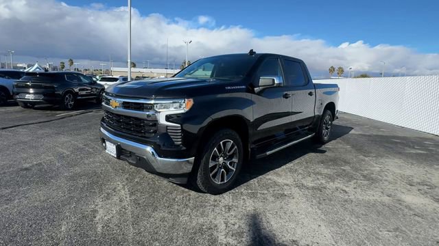 Certified 2025 Chevrolet Silverado 1500 LT w/ Leather Package image 4