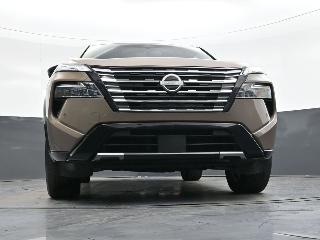 Used 2024 Nissan Rogue Platinum image 38