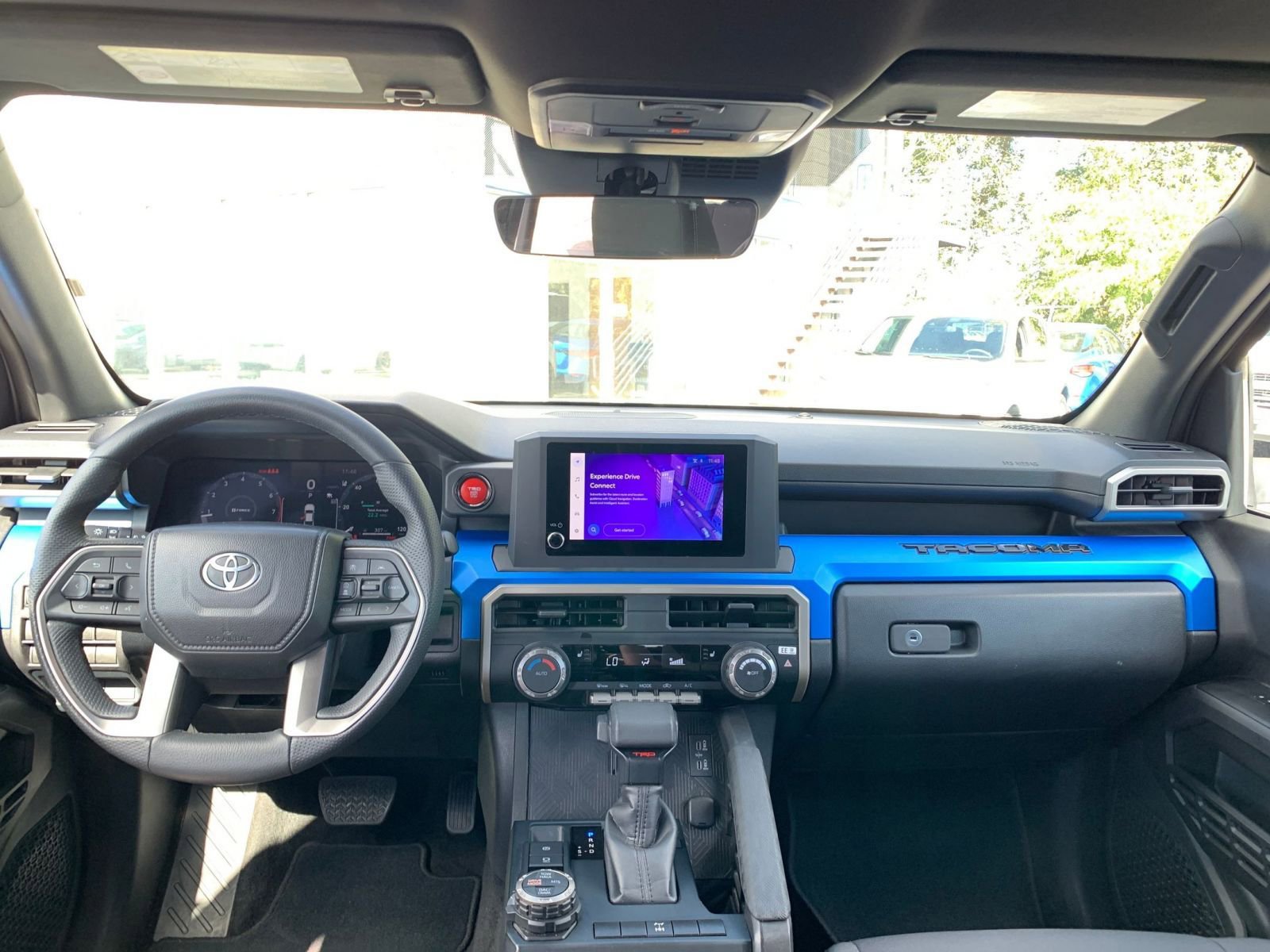 Used 2025 Toyota Tacoma TRD Off-Road image 32