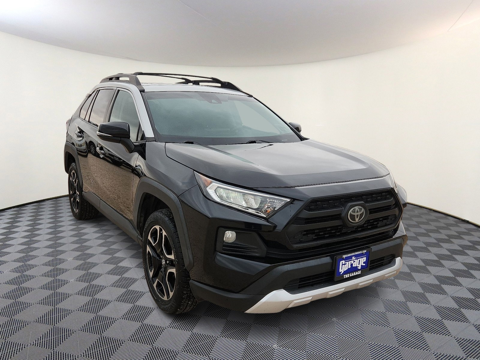 Used 2019 Toyota RAV4 Adventure AWD/4WD image 6