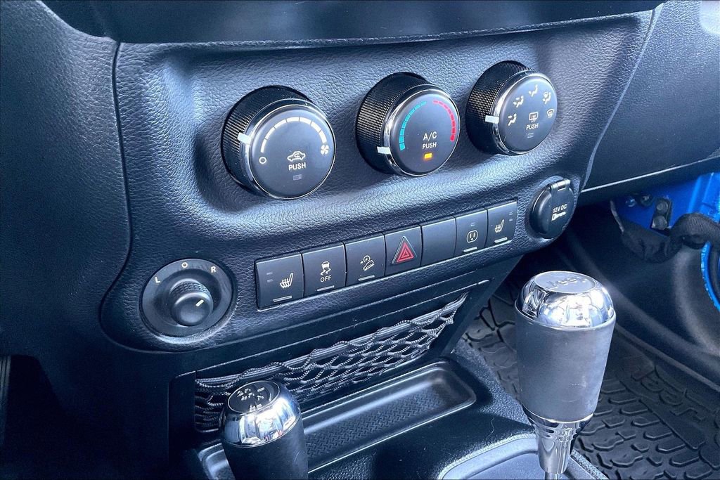 Used 2014 Jeep Wrangler Unlimited Sport image 22