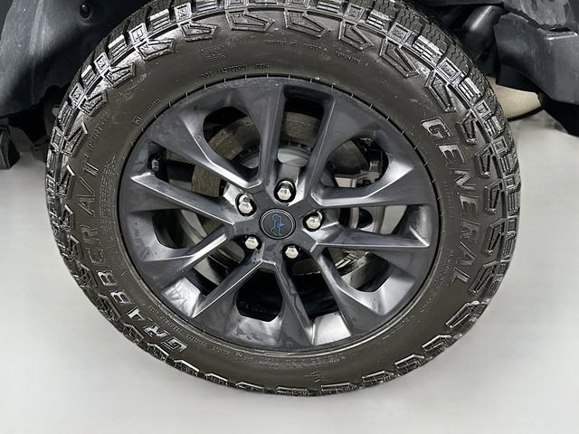 Used 2025 Jeep Wrangler Unlimited Sahara image 31