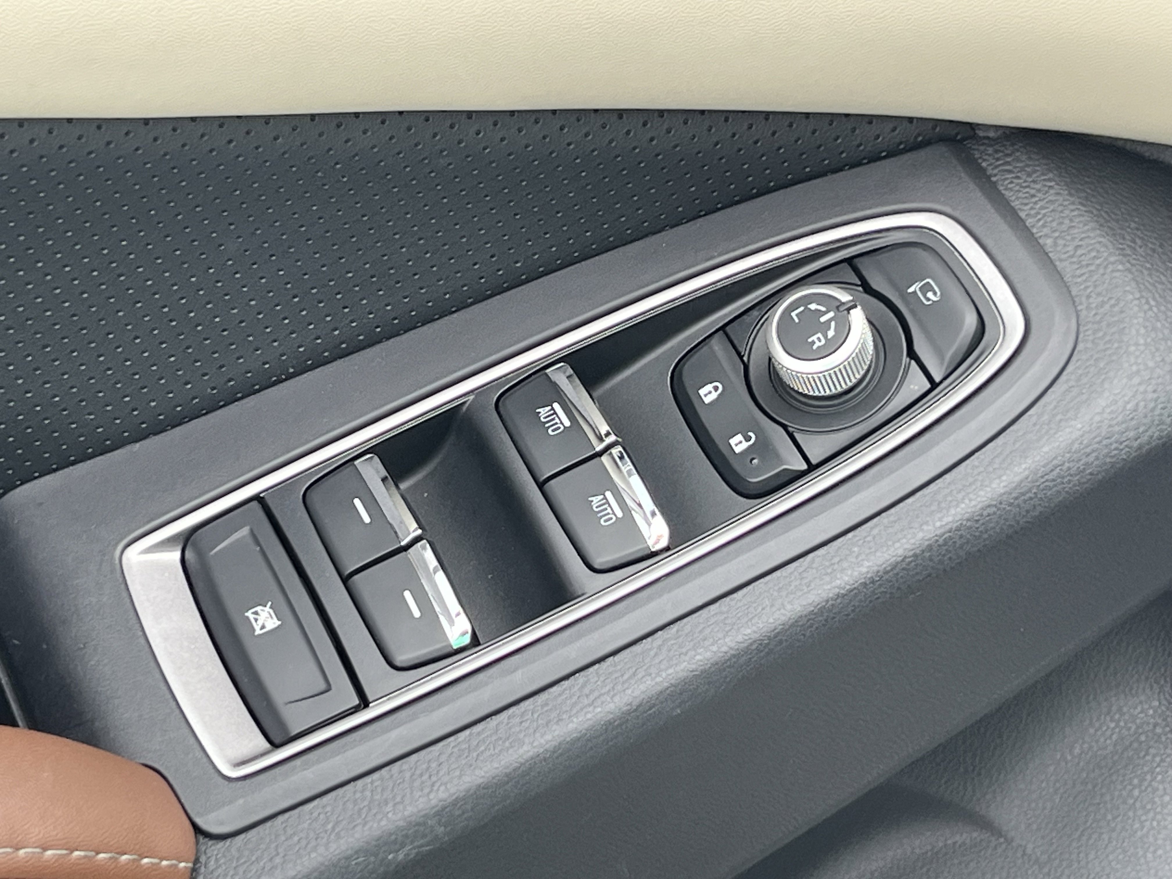 Used 2022 Subaru Ascent Touring w/ Popular Package #2A image 26